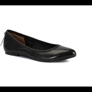 Frye ballet flat size 8.5 black leather NIB